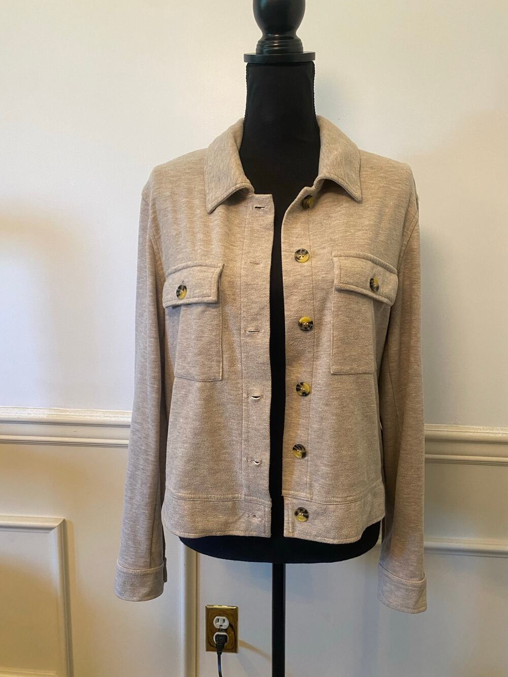 Bagatelle Collection Button Front Tan Beige Lightweight Jacket with Pockets